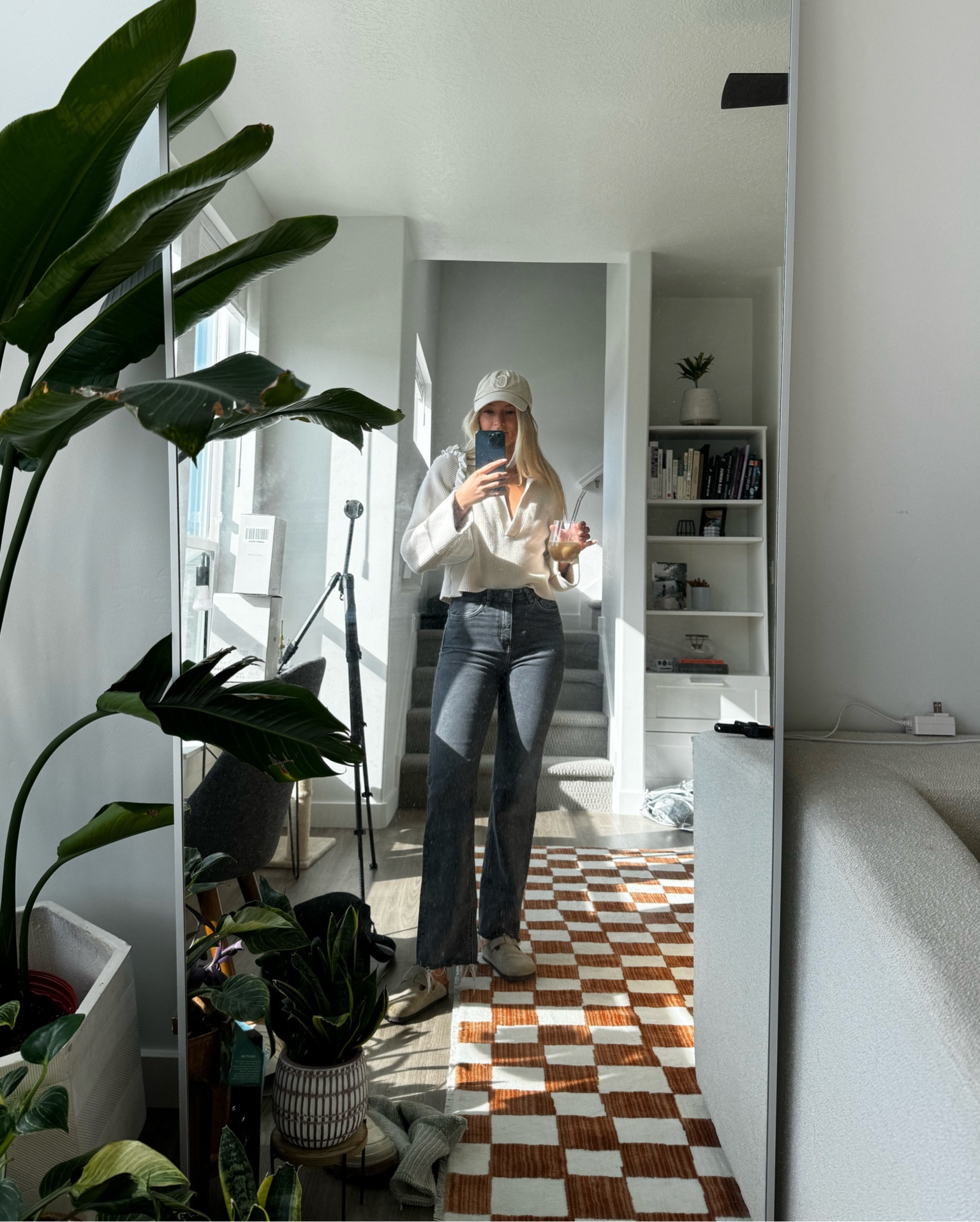 Cozy at home ☕️

#LTKstyletip #LTKhome #LTKMostLoved