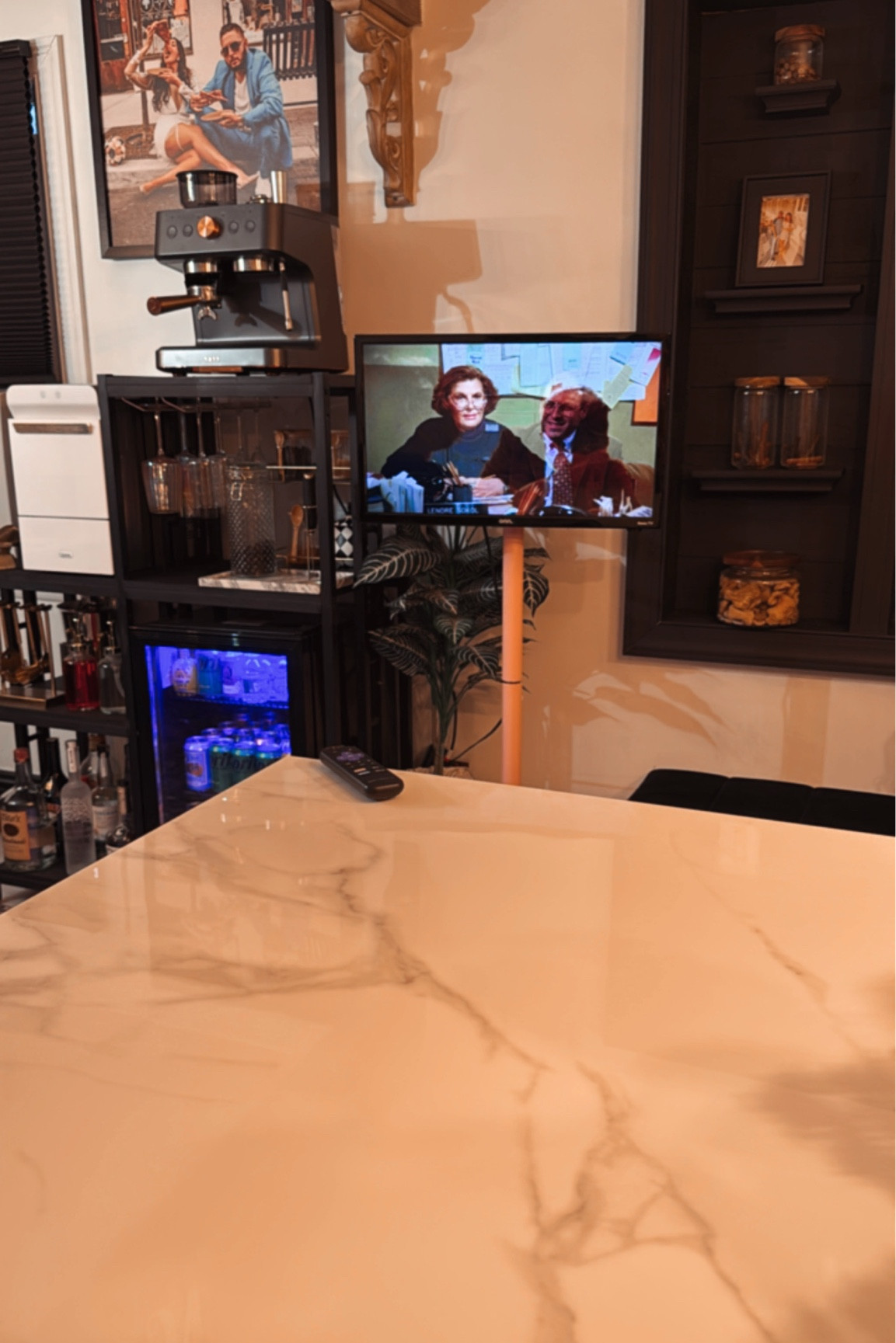 #tv #tvmount #modern 

#LTKSeasonal #LTKhome