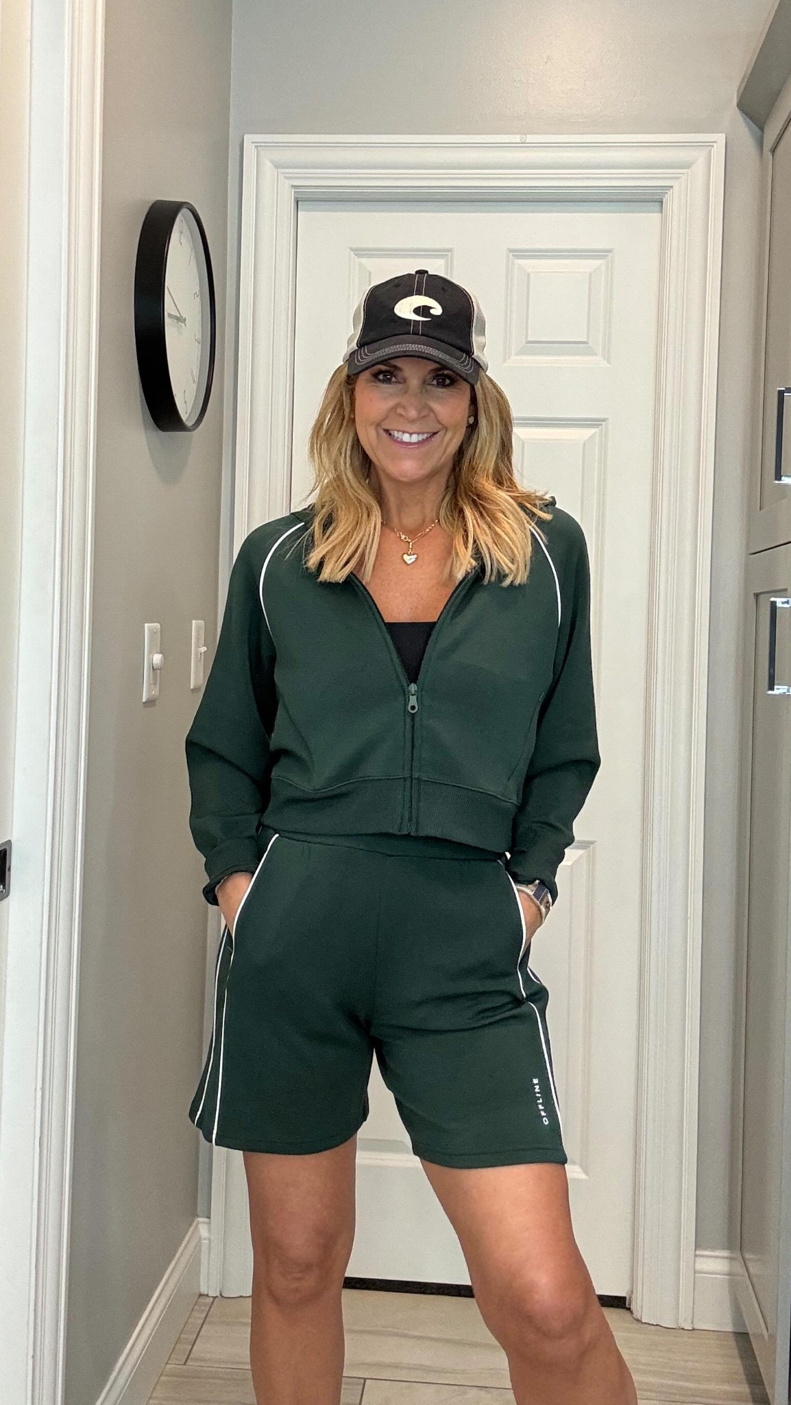 Channeling my inner 90s icon in this Offline set. So comfy!
Wearing set and tank in a size S


#LTKActive #LTKOver40 #LTKStyleTip