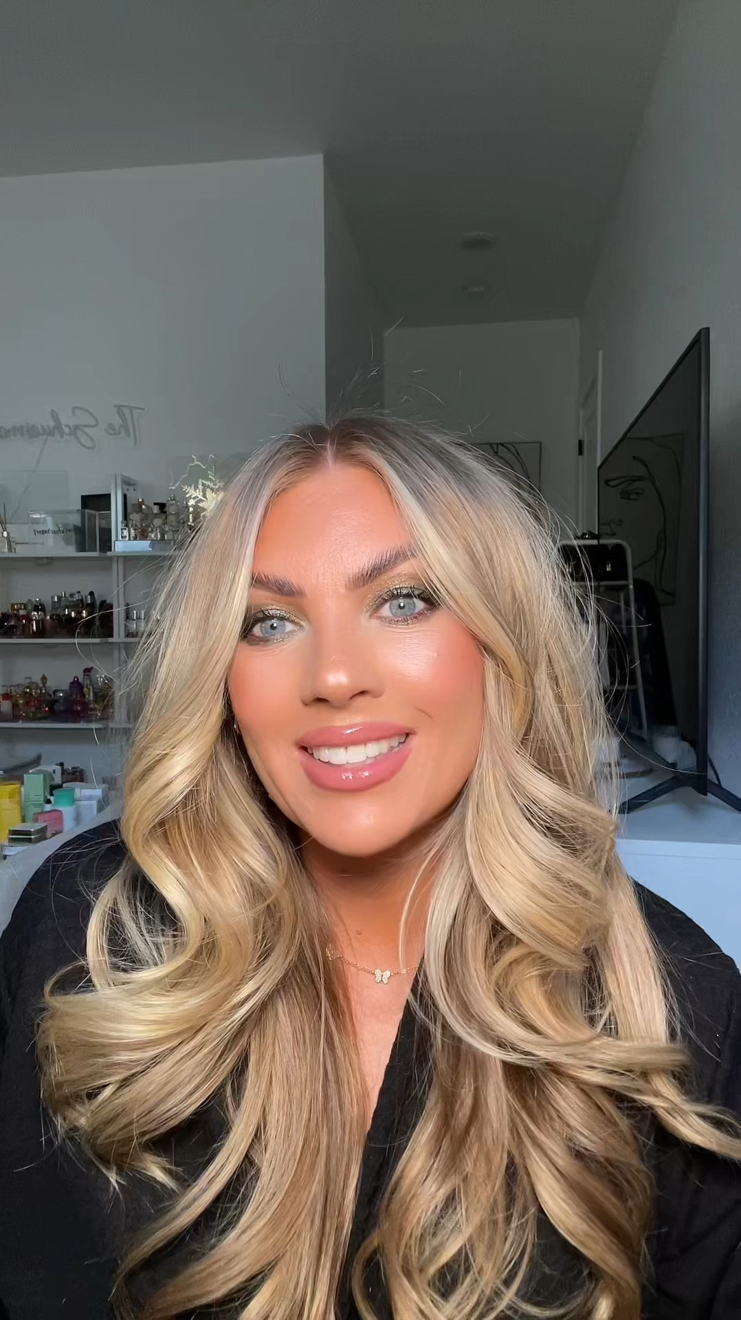 #ad Today I’m sharing how I style my hair when I don’t want to spend a ton of time but I want that dyson blowout look! I’ve been loving the @asiamnaturally Rosemary shampoo, conditioner, water and styling mousse for keeping my hair looking and feeling healthy and shiny while still giving me lots of volume and flexible hold! I love the peppermint and rosemary scent and how they feel so refreshing on the scalp! #asiam #drugstorebeauty #rosemarywater


#LTKBeauty #LTKFindsUnder50 #LTKVideo