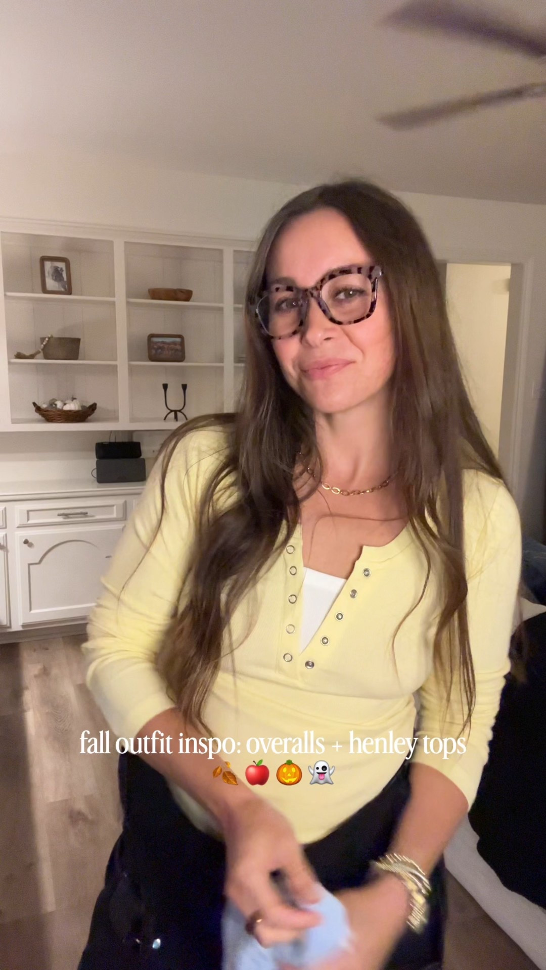 I styled a cozy henley with short overalls for the easiest throw-on-and-go mom outfit 🛍️ perfect ootd for school drop-off, errands, or chasing toddlers around the house.

Both tops are comfy and effortless… but I need your vote 👇

Team Yellow or Team Blue?


#LTKSeasonal #LTKFindsUnder50 #LTKStyleTip