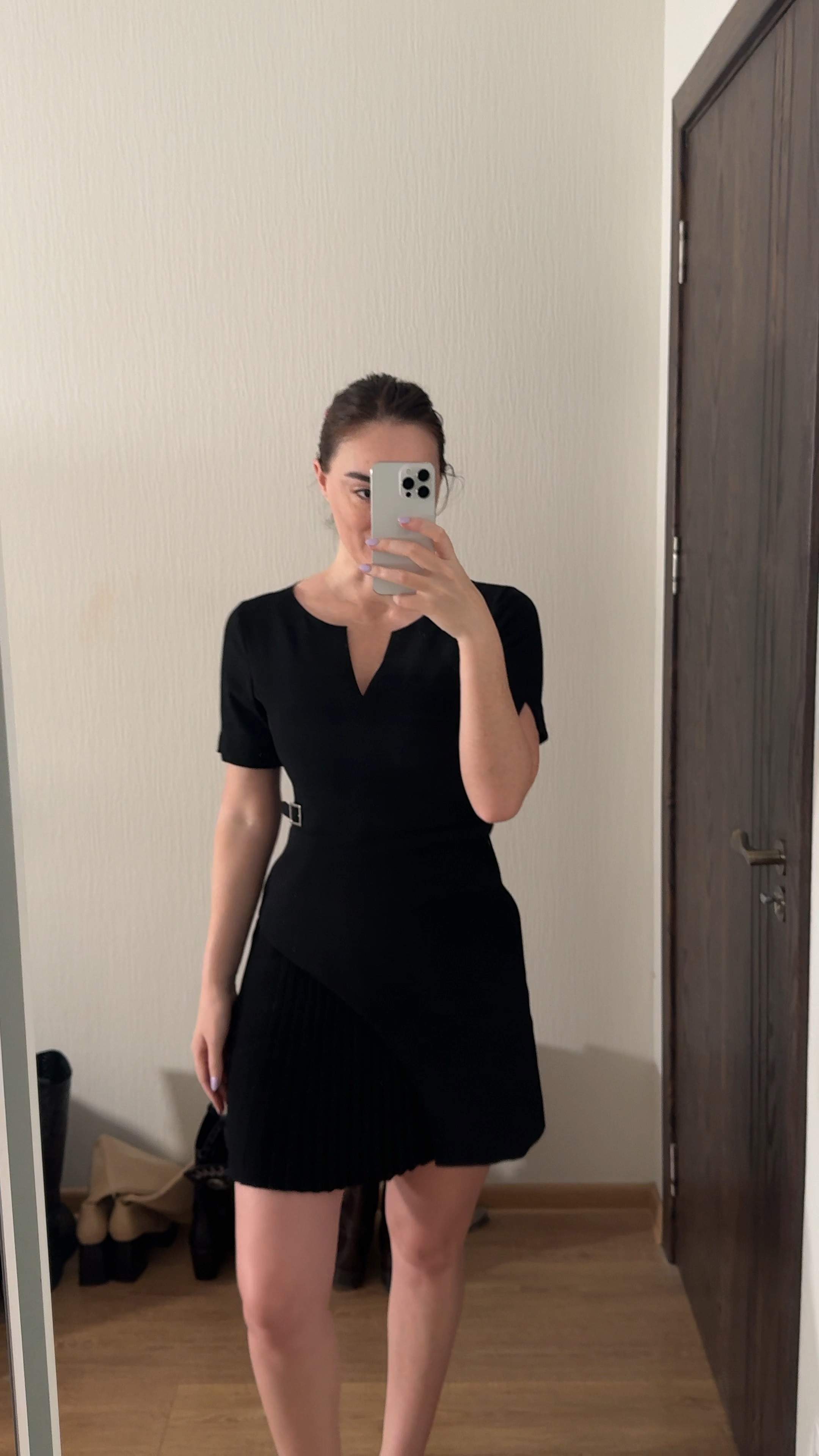 Pleat side mini dress🖤 Karen Millen

#LTKWorkwear #LTKMostLoved #LTKStyleTip