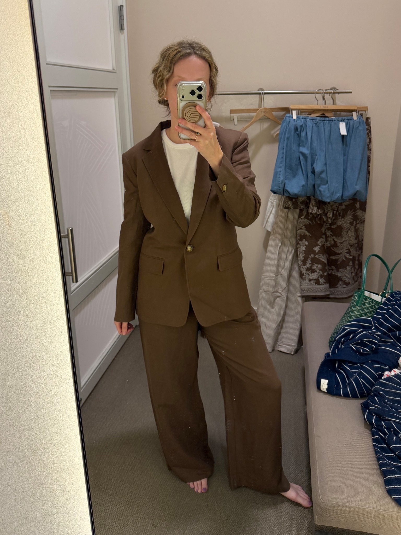 Wearing 4 in jacket, medium in pants 

#LTKWorkwear #LTKootd