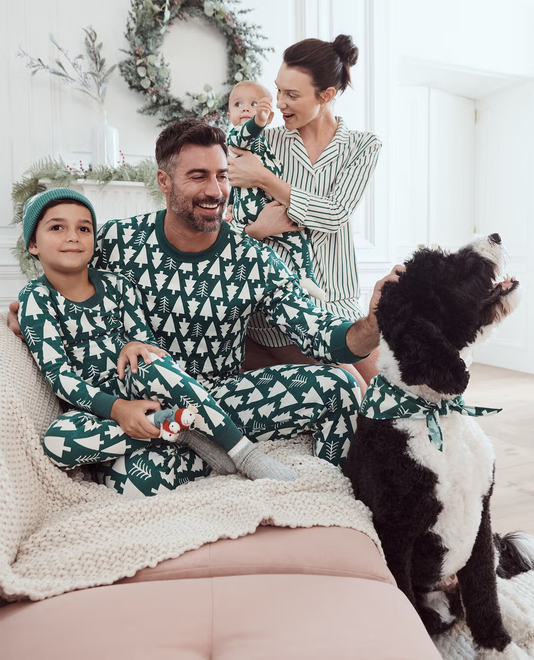 Holiday Winter Green Matching Family Pajamas | Hanna Andersson