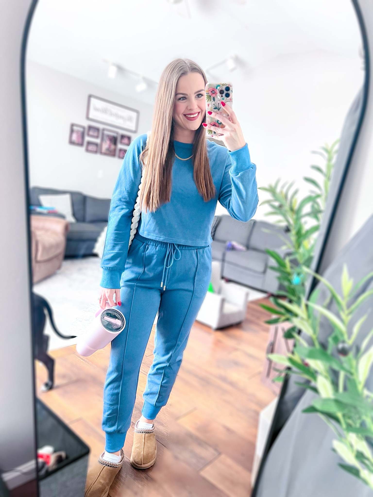 Yesterdays fit 🤌🏻 OBSESSED with this Amazon matching set 



#LTKstyletip #LTKtravel
