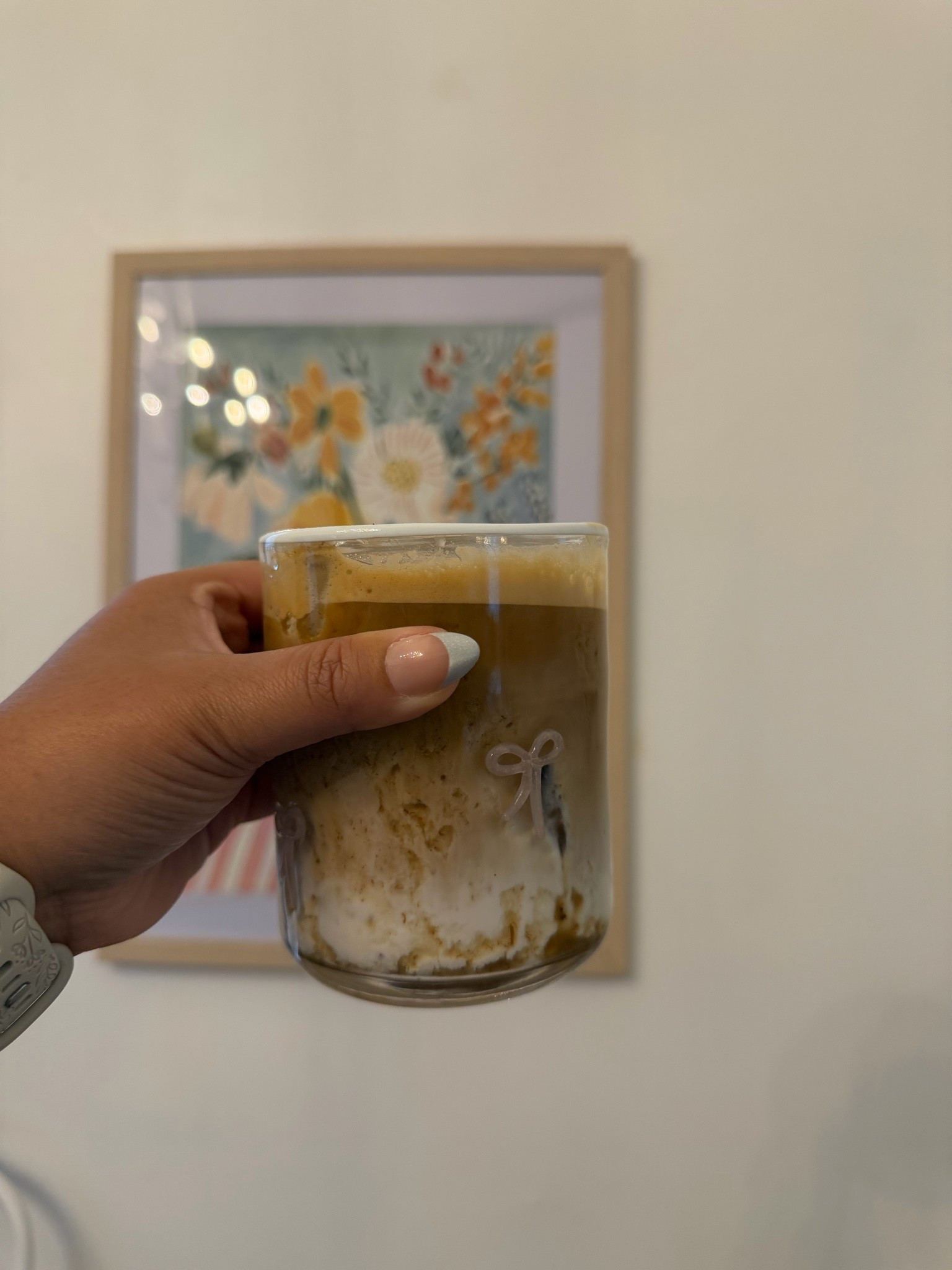 Banana bread latte

#LTKgrwm #LTKmorningroutine #LTKdayinmylife