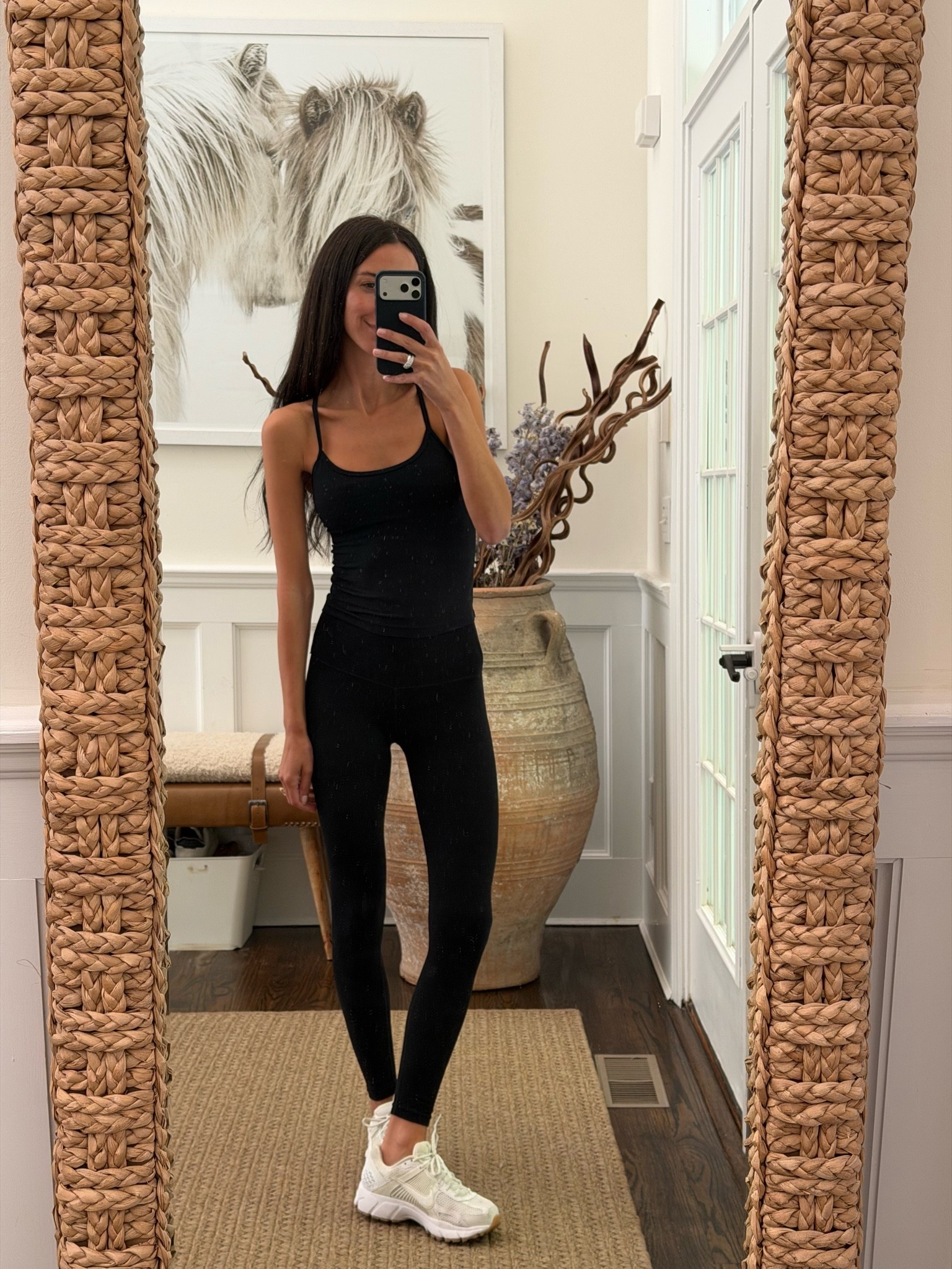 Partnering with Shop App and will be making an entire curation soon of my favorite brands and items I can get there. For starters, I found all of my everyday outfit basics like these on Shop App! #ShopifyPartner @shopapp