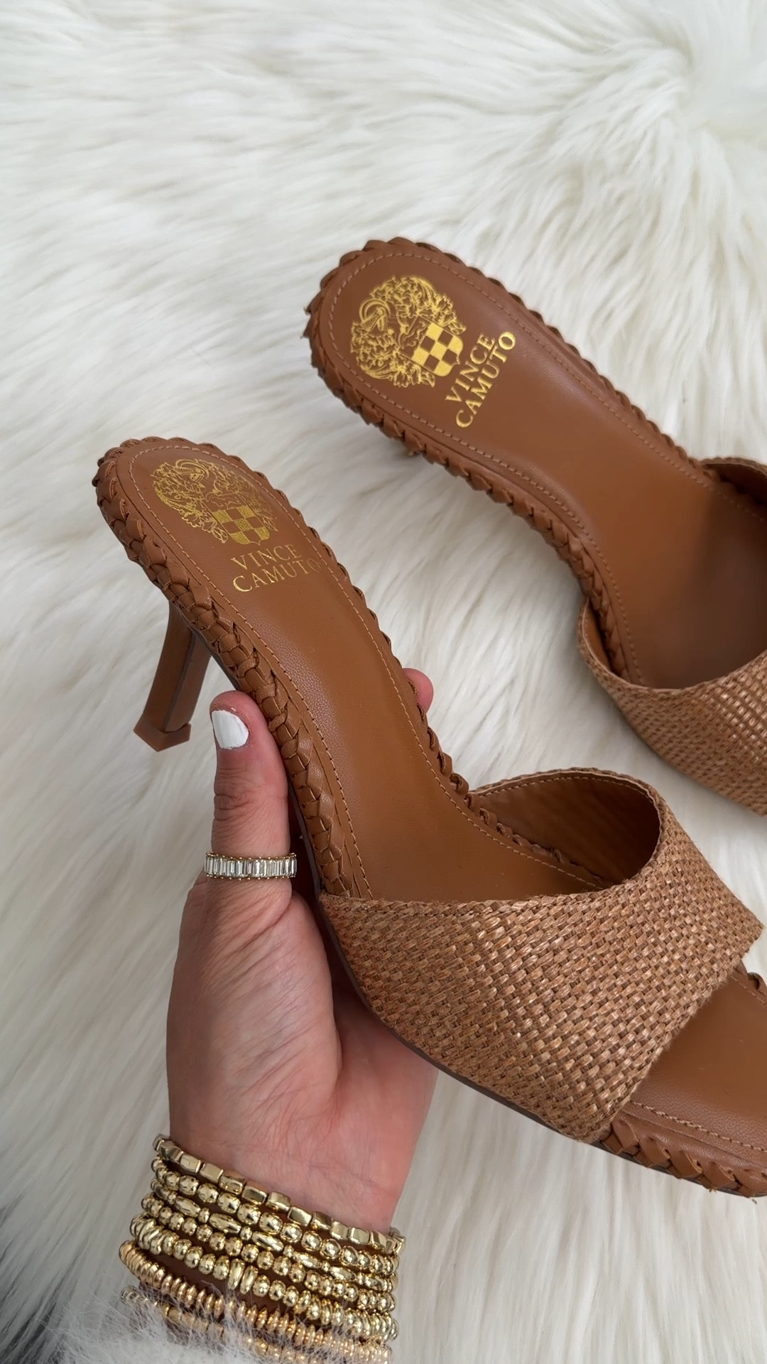 Vince camuto Emmla slide sandal in golden walnut 

