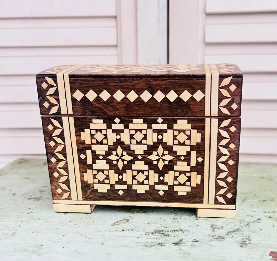 Vintage Straw Inlay Trinket Jewelry Box Handmade - Etsy | Etsy (US)