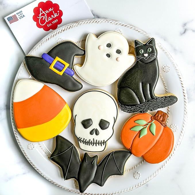 Halloween Cookie Cutters 7-Pc. Set Made in USA by Ann Clark, Pumpkin, Ghost, Bat, Candy Corn, Sku... | Amazon (US)