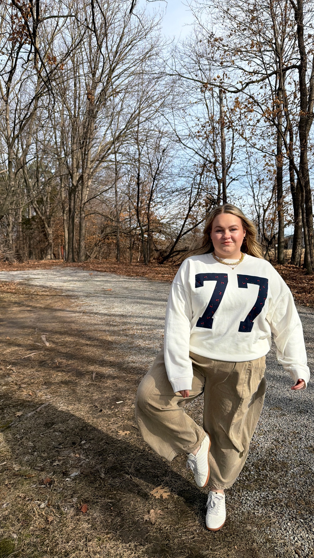 Graphic sweatshirt + barrel pants = perfect February outfit 🫶

#LTKootd #LTKMidsize