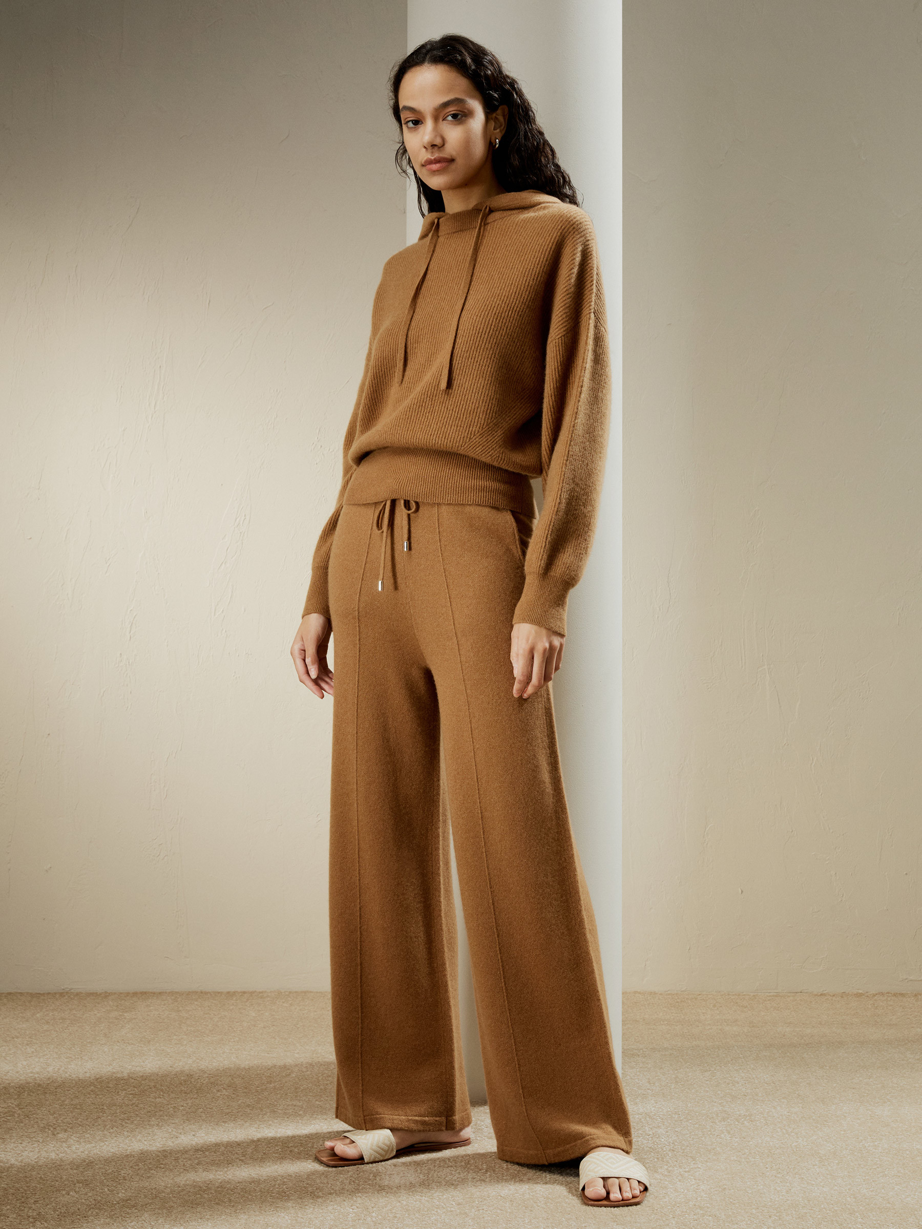 Eshe 2-in-1 Cashmere Detachable Hoodie | LilySilk