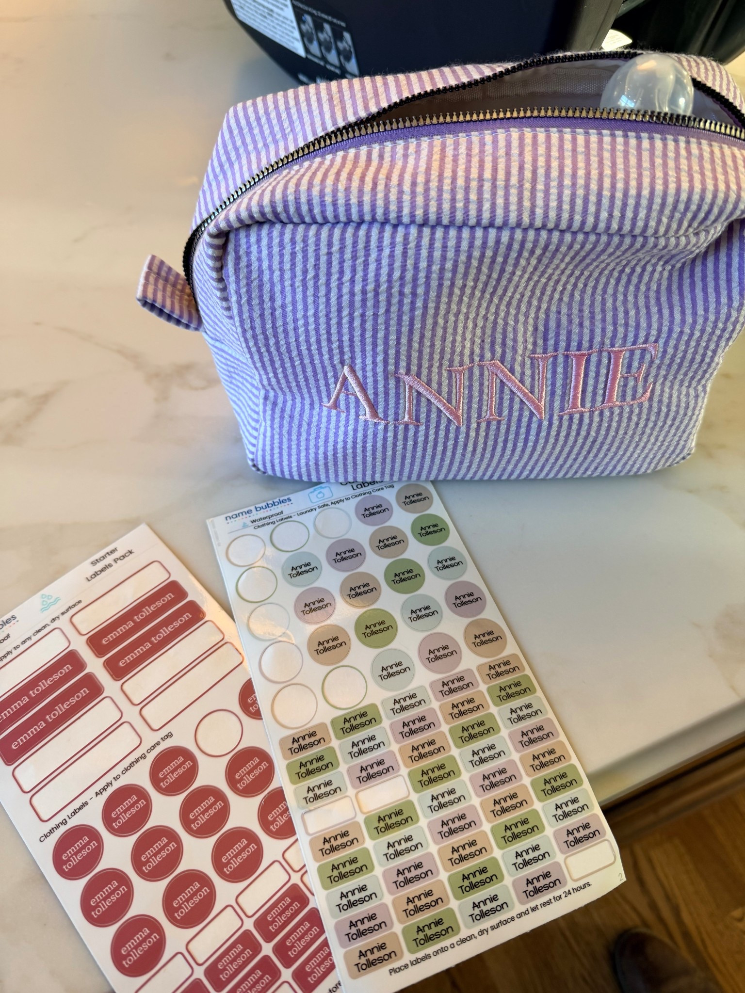 Daycare essentials: name bubble personalized stickers for bottles, clothes, bags, etc. These custom seersucker pouches are under $10! 

Bag: Purple
Font: Playfair
Thread: 2212 pink



#LTKmomlife #LTKBaby #LTKmorningroutine