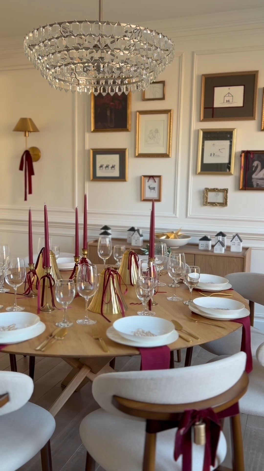 A special Christmas dining area to make memories with family and friends during this special time of the year!! 🙏🏼🙏🏼❤️

#LTKHome #LTKFindsUnder100 #LTKHoliday