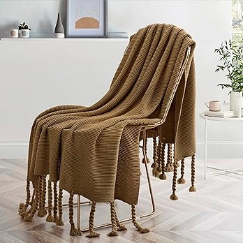 Aormenzy Brown Throw Blanket with Tassels, Knitted Throw Blanket for Couch Bed Sofa, 50" x 60" | Amazon (US)