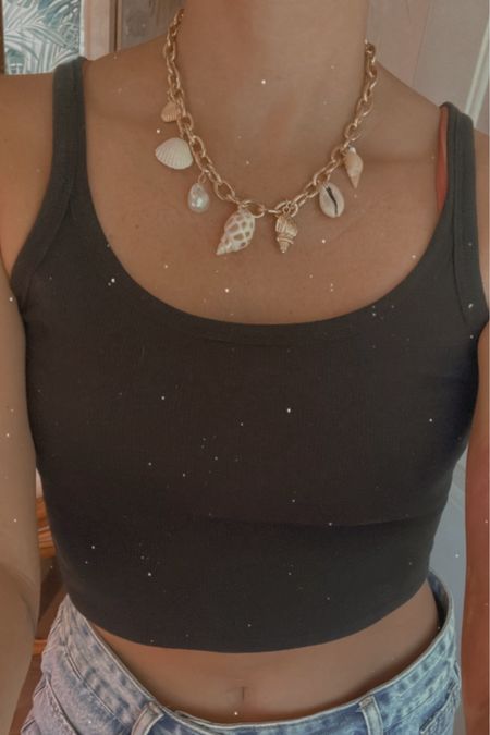 Seashell necklace 🤩🐚

#LTKSeasonal #LTKTravel #LTKStyleTip
