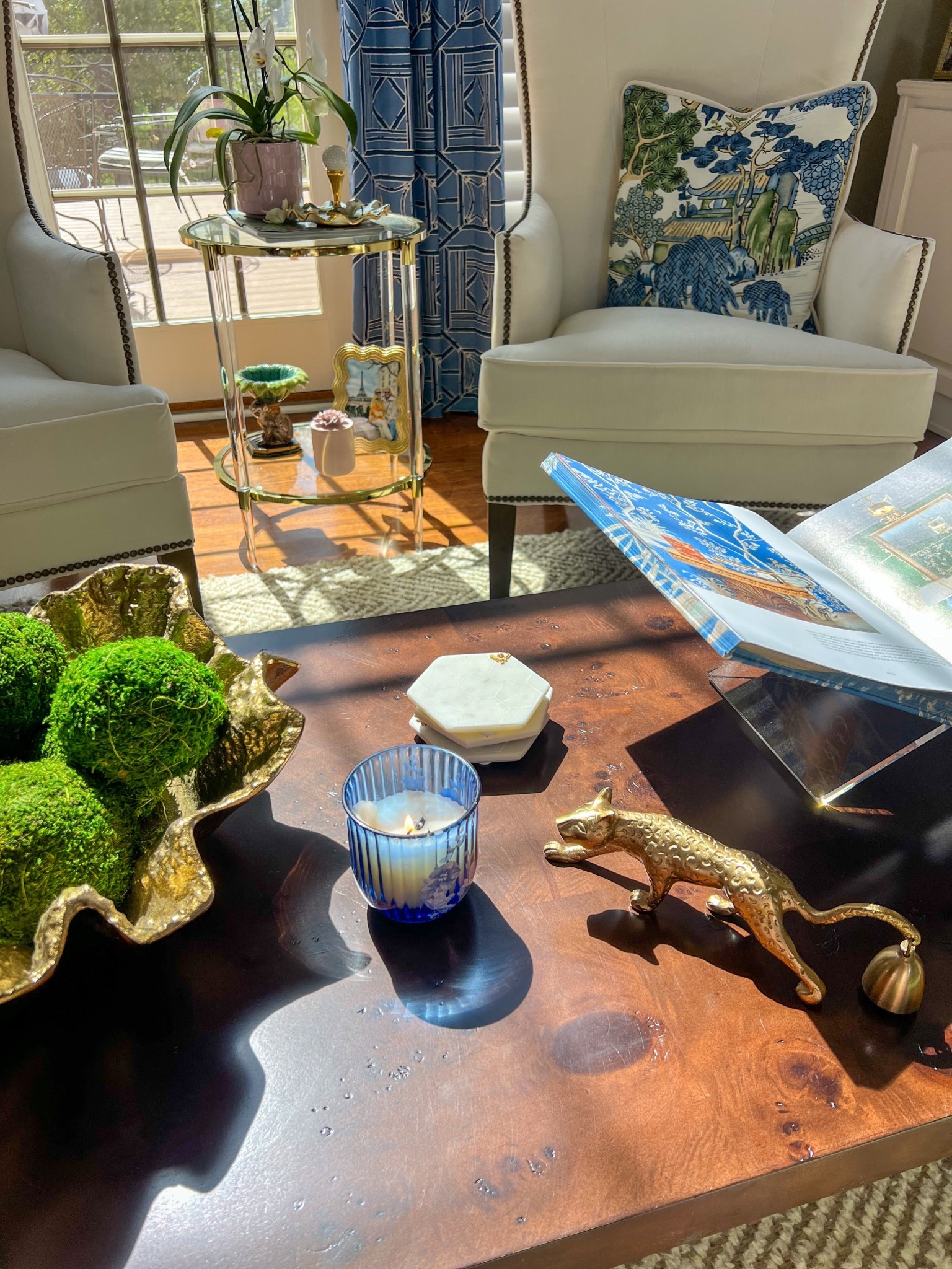 Coffee table details🩵 

Wayfair - Anthropologie - coffee table - coffee table books - grandmillennial style - home decor - classic home decor - candle - coasters - home accessories - preppy decor - preppy aesthetic - chinoiserie - living room - family room - book holder  

#LTKHome #LTKSeasonal #LTKFamily