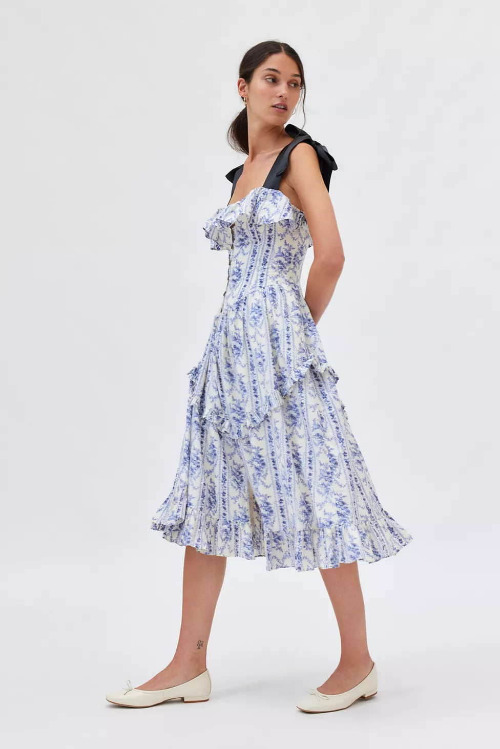 Kimchi Blue Kristin Button Front Drop Waist Midi Dress | Urban Outfitters (US and RoW)