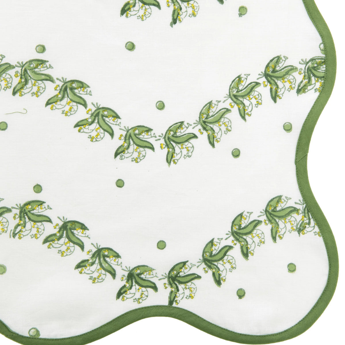 Set of Four Green Lily of the Valley Scalloped Napkins | The Well Appointed House, LLC