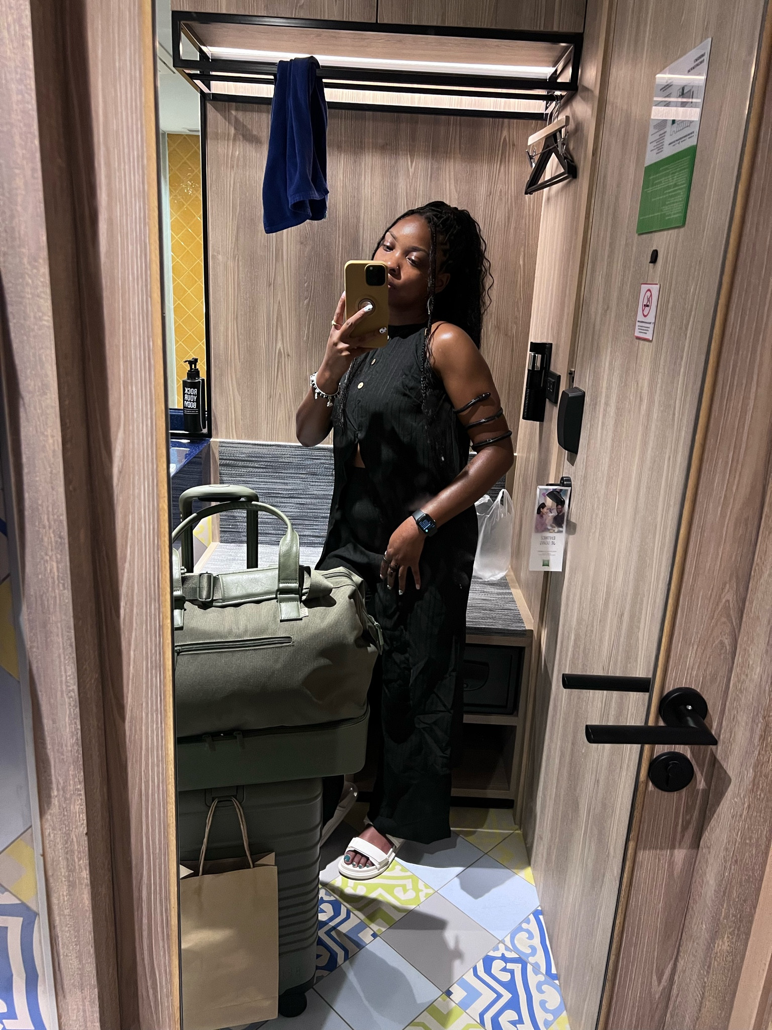 One of my favorite outfits during my Thailand trip! This cute SHEIN find captured so many compliments! It fit and flowed perfectly.

My stats: height- 5’2, weight- 135. I ordered this set in size Medium.

#fashion, #vacationoutfit, SHEIN, #traveloutfitidea #style

#LTKFindsUnder50 #LTKStyleTip #LTKTravel