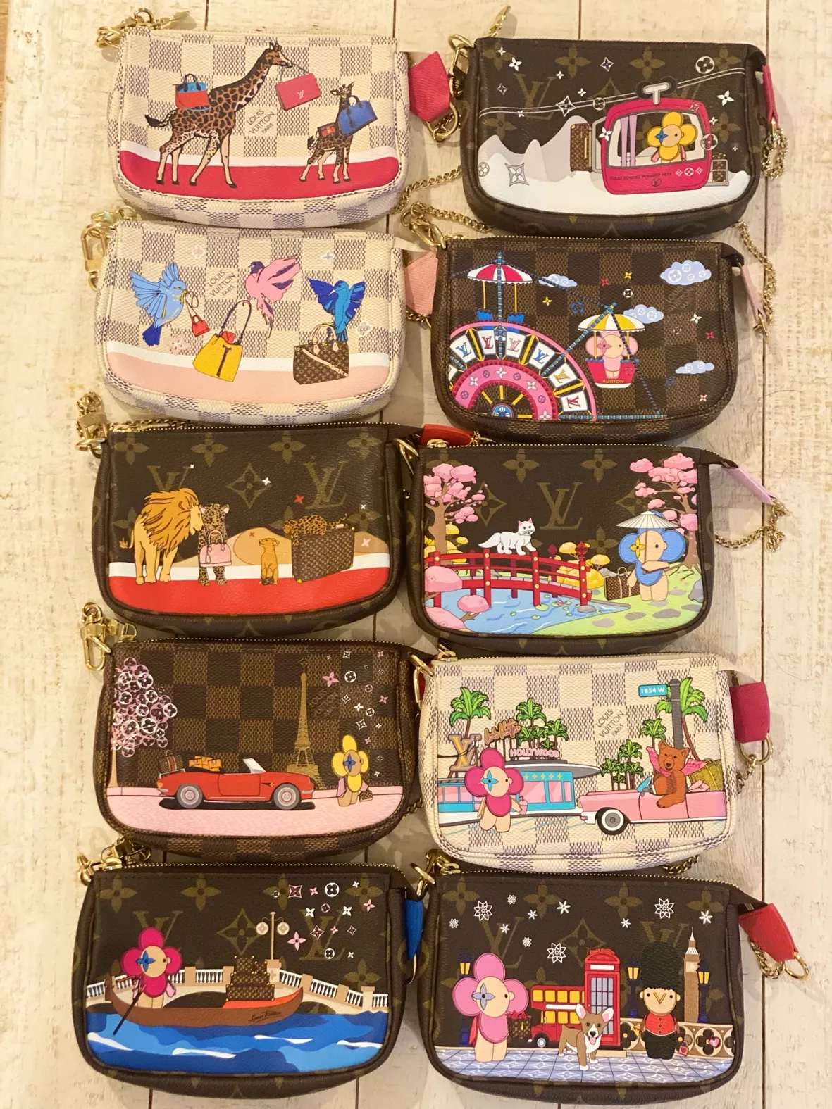 Louis Vuitton Monogram 2021 Christmas Animation Japanese Garden Mini  Pochette - Mini Bags, Handbags