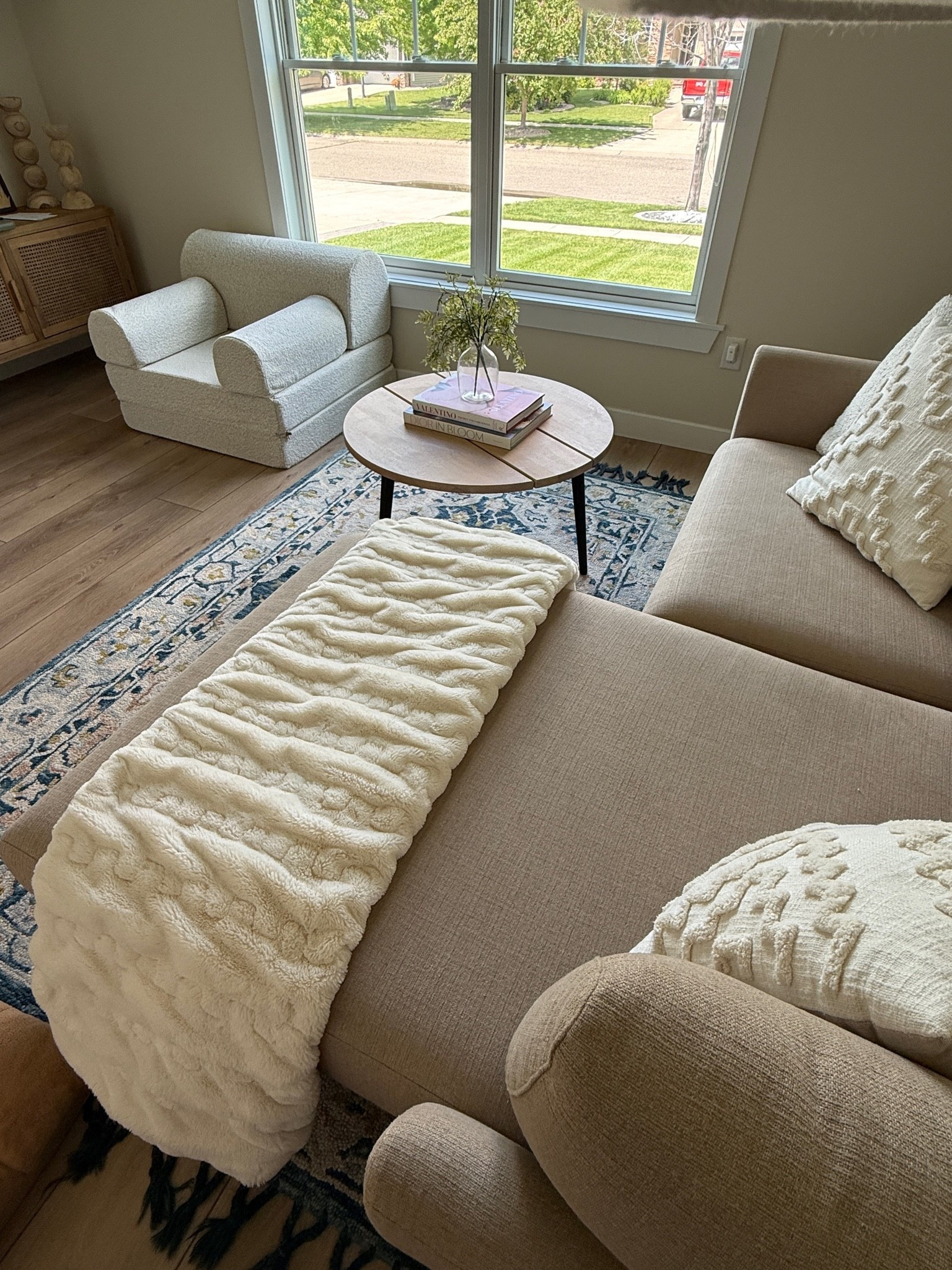 I have Lola Blankets I swear in every room in my house! I can’t get enough of them. Use my code “ashhalvorson” and receive 35% off your order. 

The kids have been loving their chair from House of Noa and I can’t recommend them enough!  

#Lola #Houseofnoa #sunroom

#LTKKids #LTKdayinmylife #LTKmomlife #LTKHome