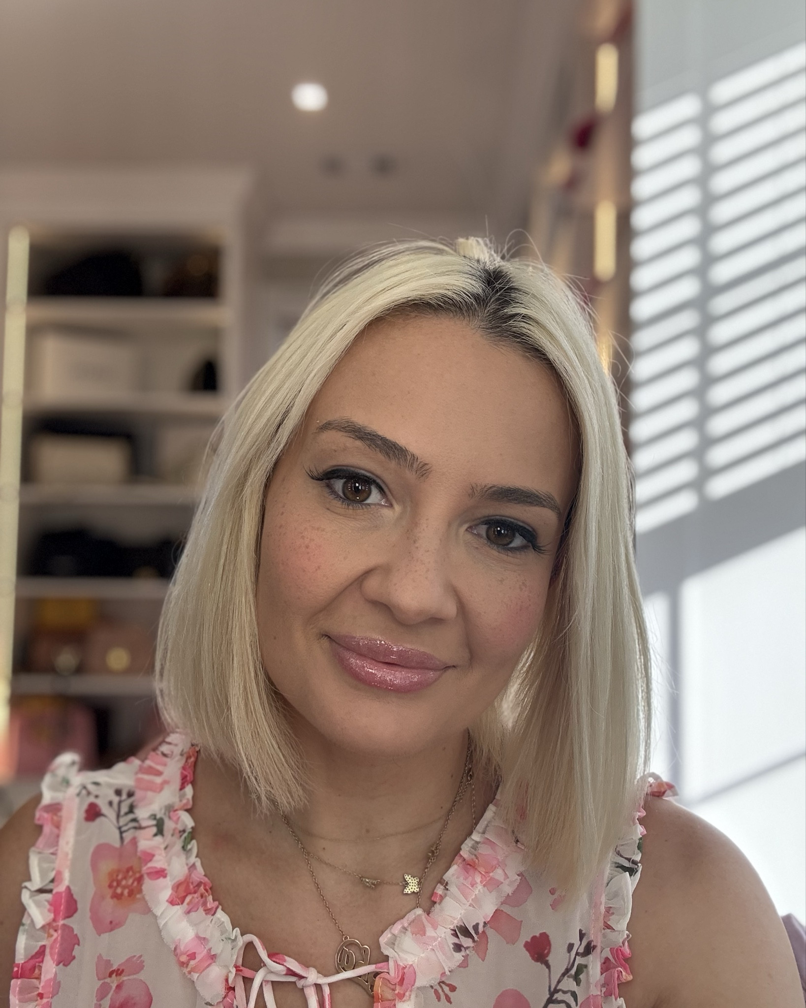 Blurred. Locked. Obsessed.
This is the powder I used in my TikTok video—Huda Beauty Easy Bake in Banana Bread.
It completely smoothed out my under-eyes without drying them, and actually held all day in D.C. humidity.
Linked my exact shade + setting brush below 💗

#LTKMakeup #LTKVideo #BlurTest #TikTokBeauty #BananaBreadShade #HudaBeautyFinds #SettingPowderTest

#LTKBeauty #LTKGiftGuide #LTKSummerEdit