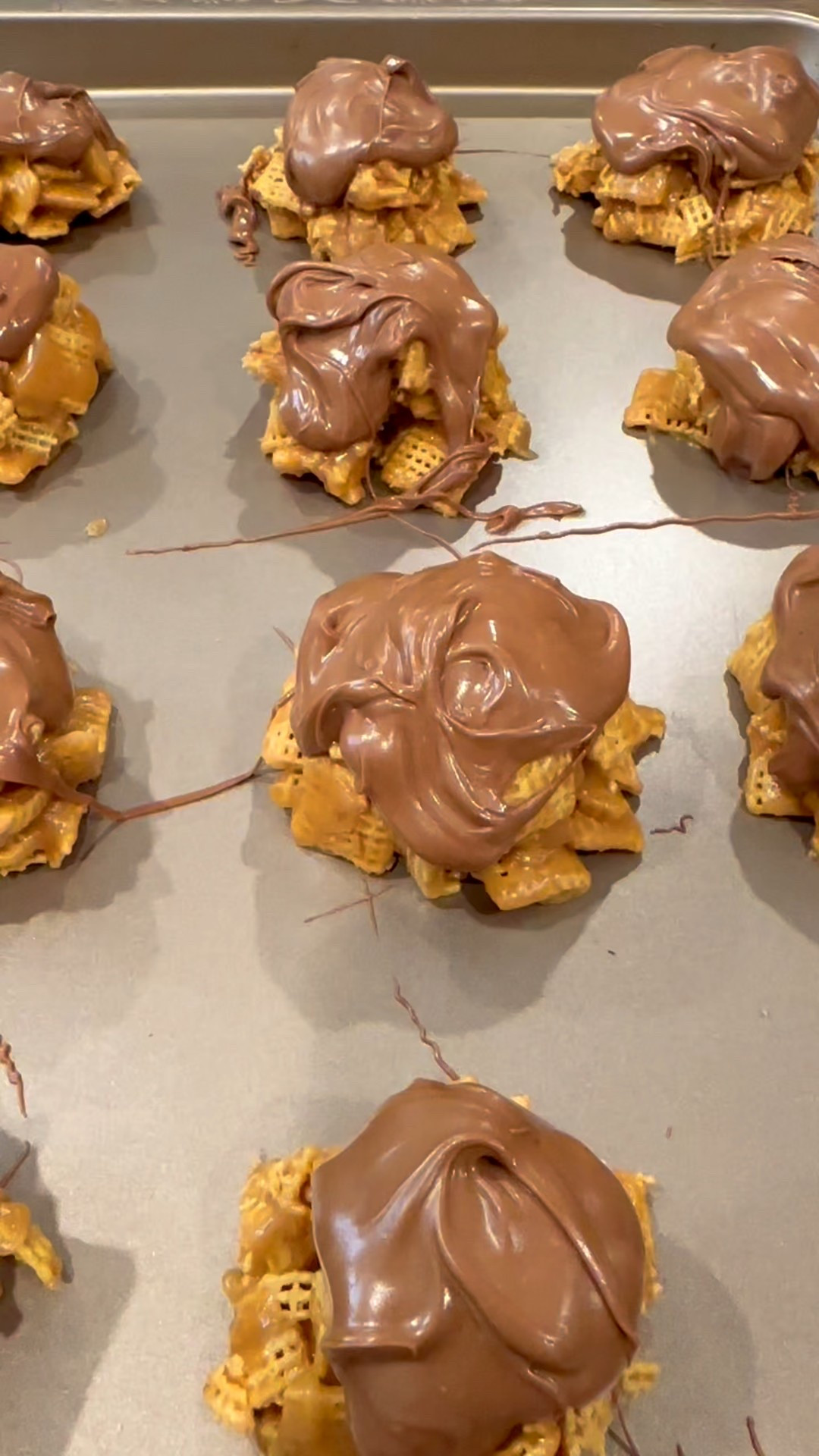 Peanut Butter Chex Cookies

#LTKOver40 #LTKHoliday #LTKfoodie