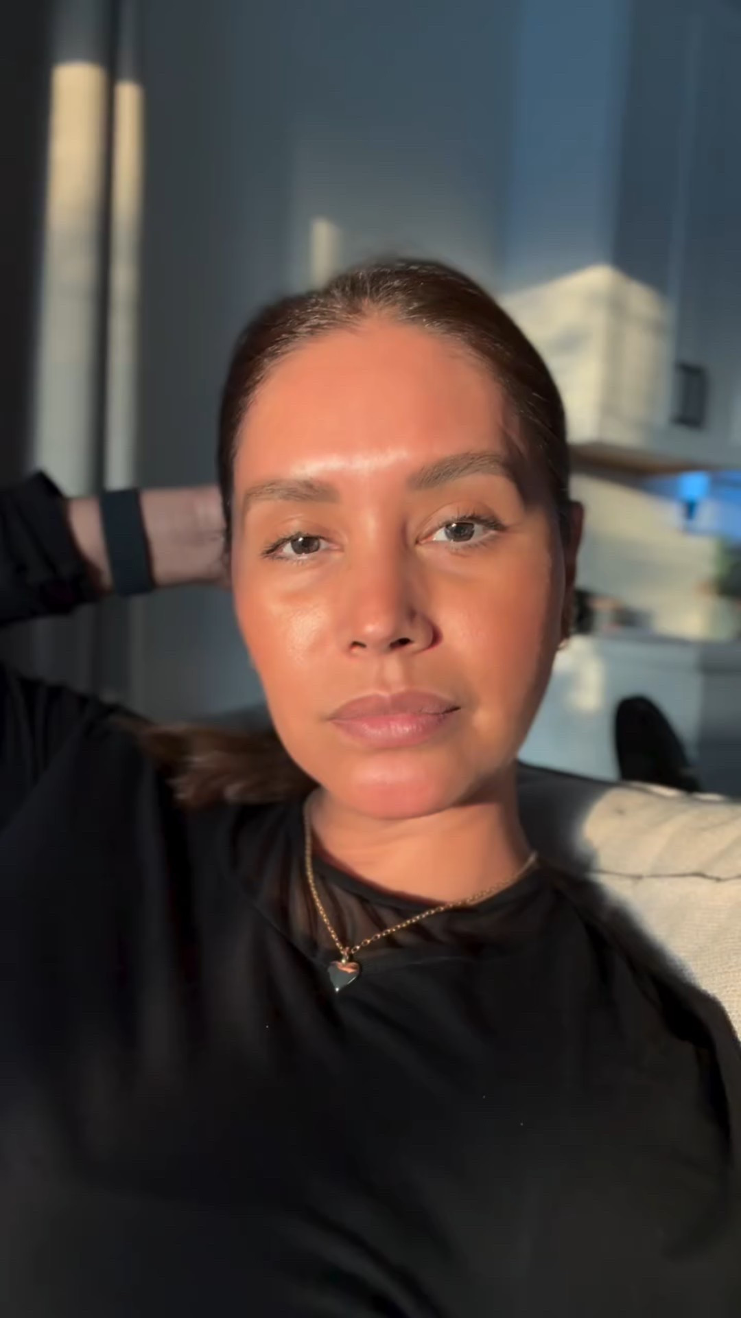 Happy Sunday. 
.
.
#golden #goldenhourglow #charm 

#LTKFindsUnder100 #LTKStyleTip