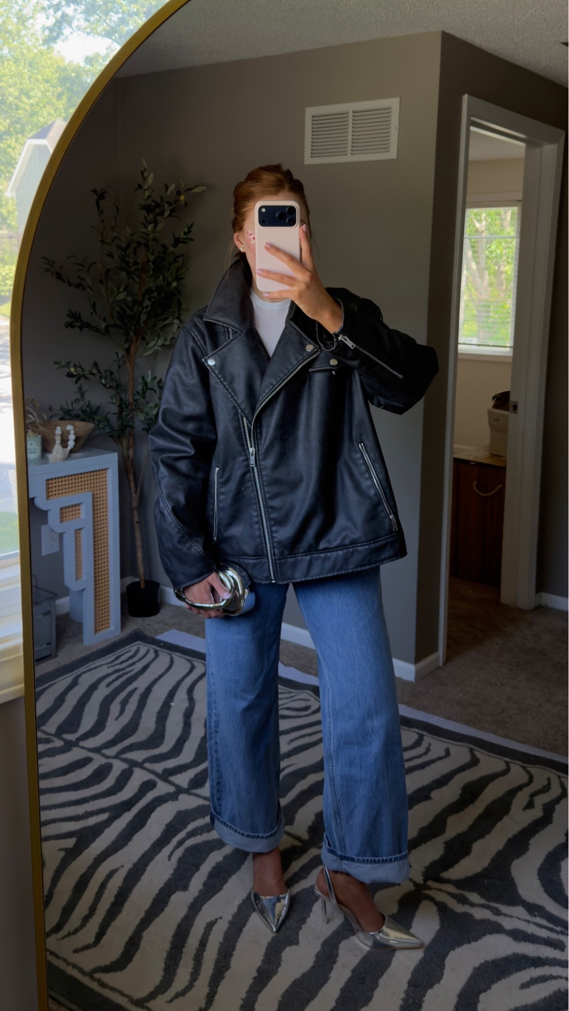 Size 26 jeans, XL jacket & shoes are tts!