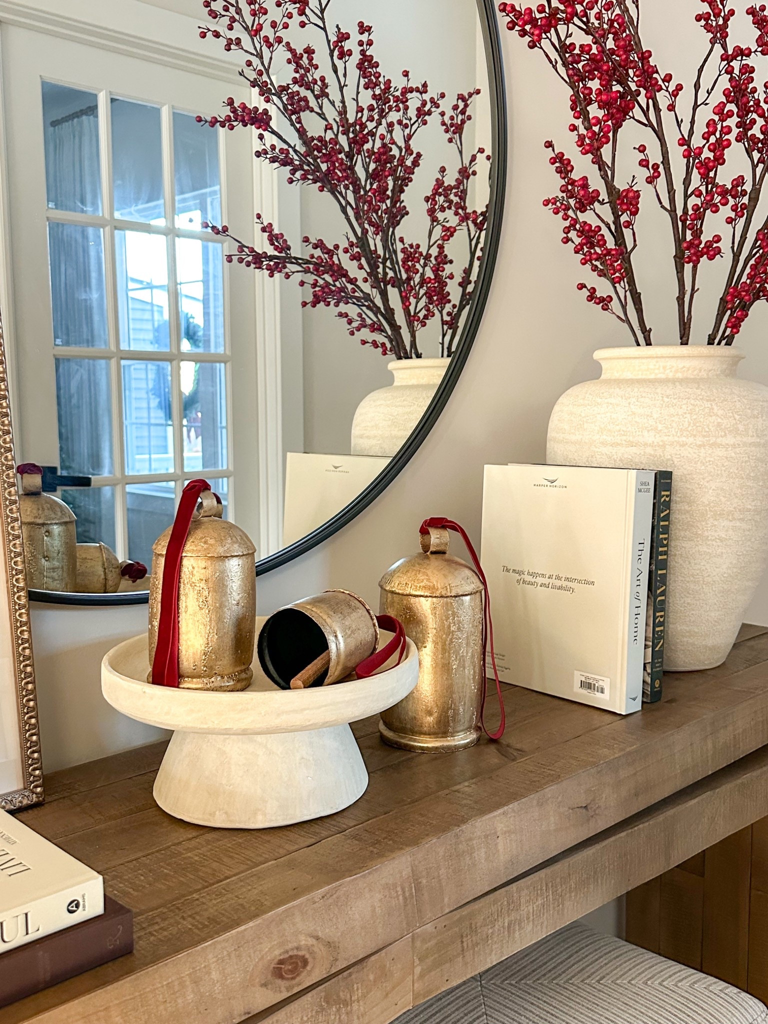 Holiday console table inspo 
#consoletable #holidayinspo #holidaydecor #christmasdecor

#LTKHoliday #LTKSeasonal #LTKHome