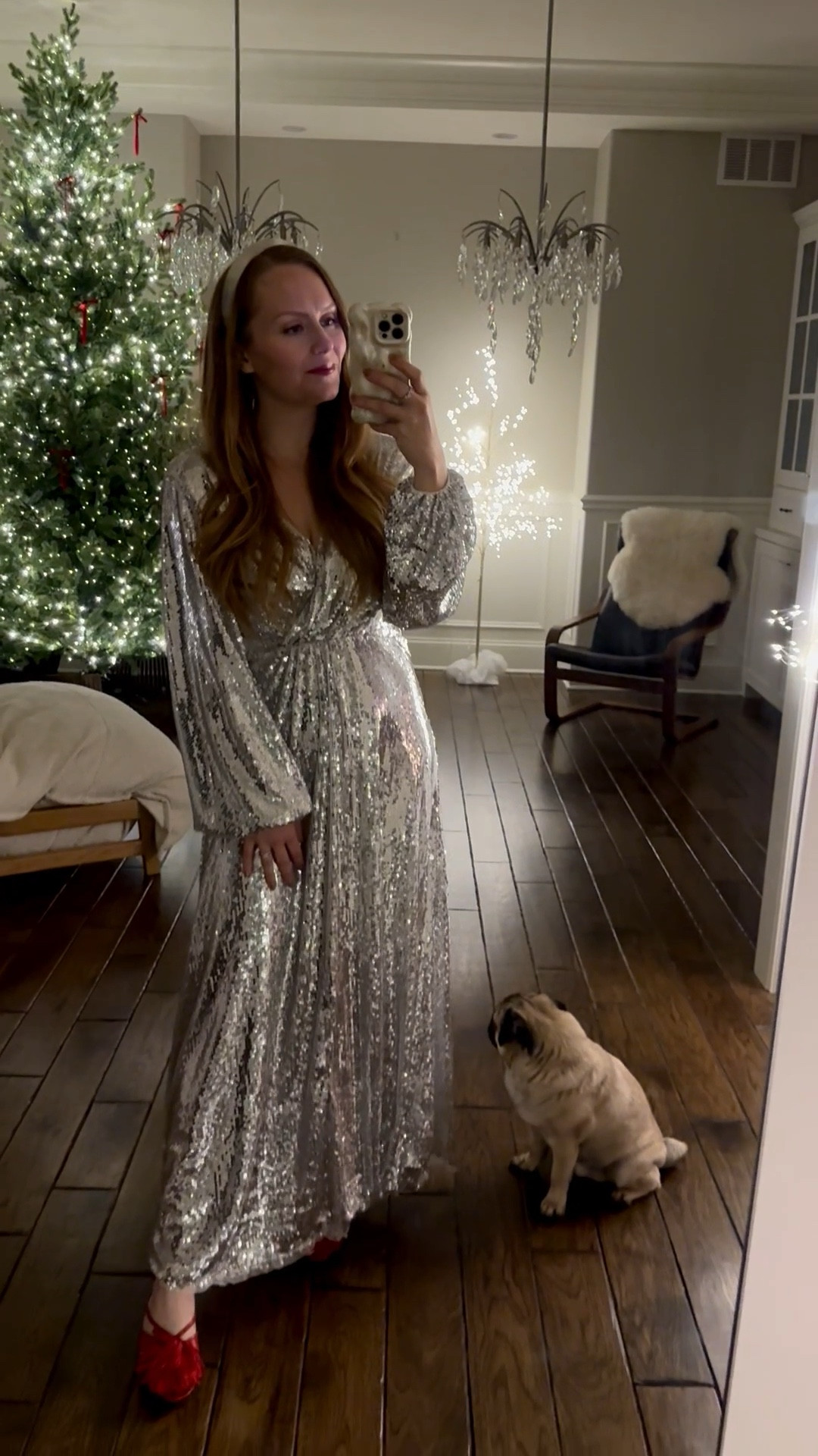 Last nights Christmas cocktails look 🪩💃

Holiday dress, Christmas style, sequin dress, Zara, silver headband, festive decor

#LTKSeasonal #LTKHoliday
