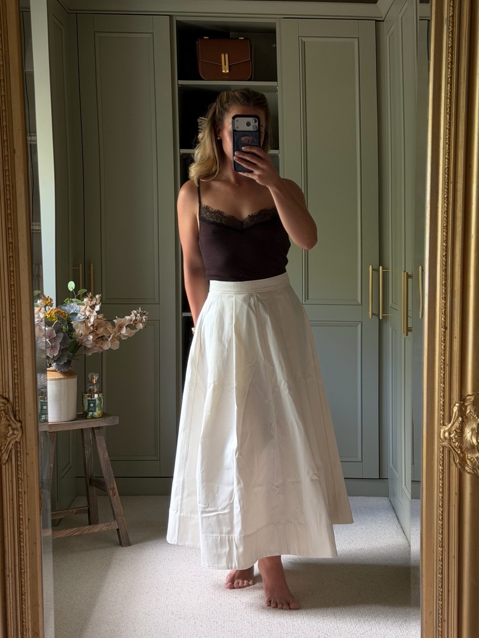 Perfect white staple skirt to add to your wardrobe

#LTKsummer