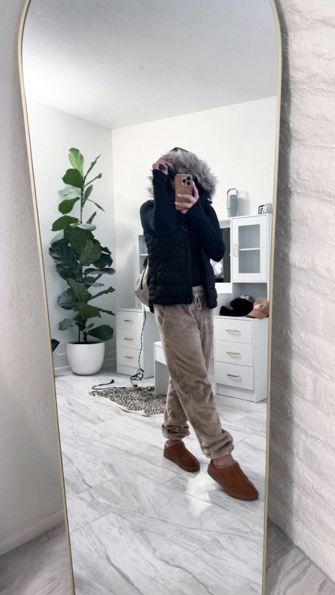 Embracing this cooler weather today & staying Styl-ish 😎

#LTKootd #LTKPetite #LTKSeasonal