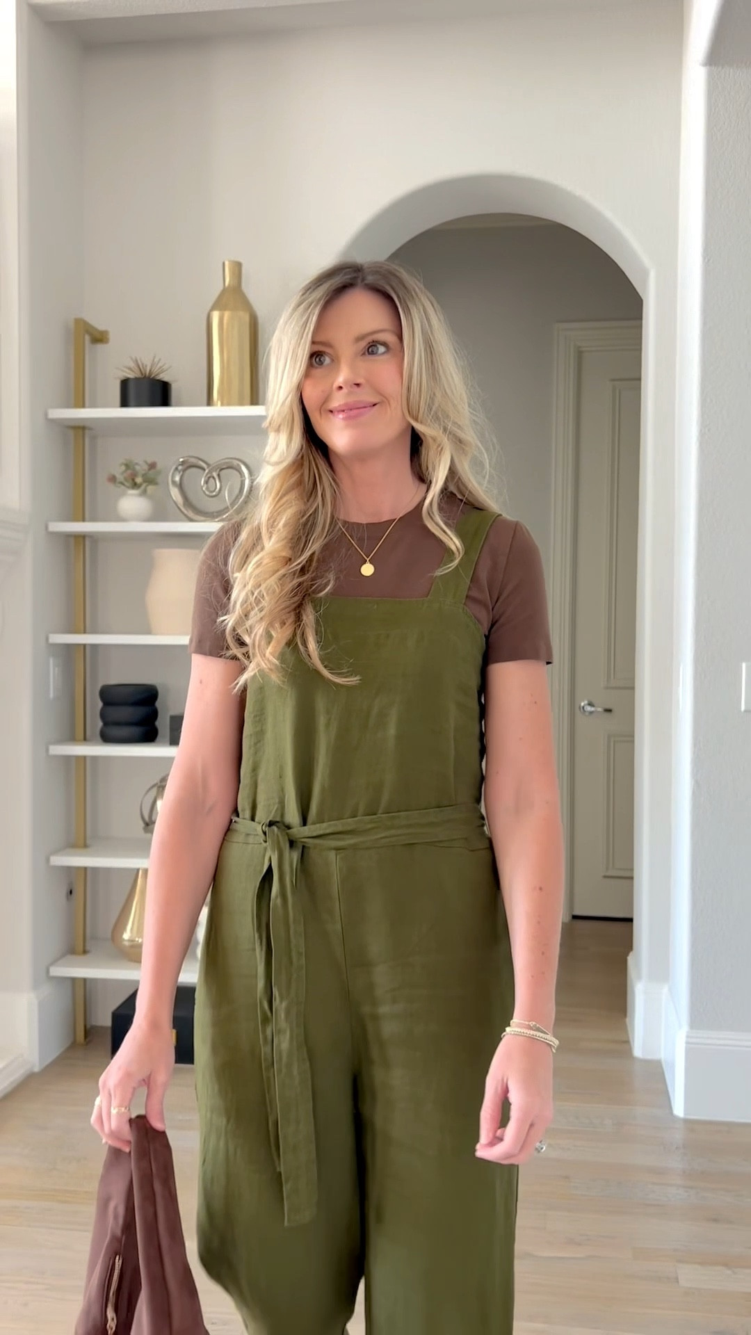 Use Quince promo code and link to save 
INFG25HOLLYTHEHOUSEWIFE10

https://shop.quince.com/hollythehousewife

#LTKFindsUnder100 #LTKShoeCrush #LTKItBag