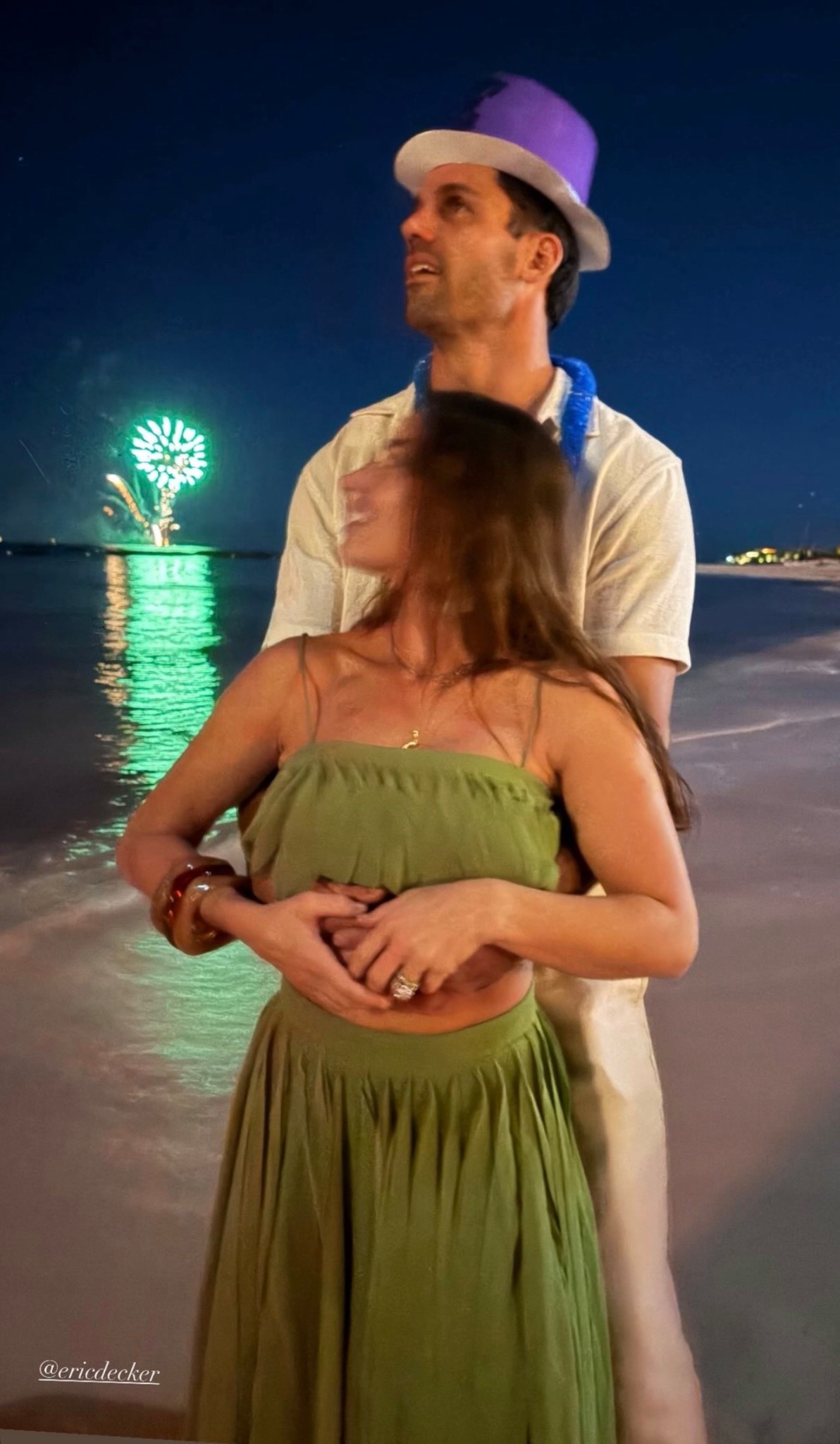 NYE outfit!🌴🥳

#LTKSeasonal #LTKTravel