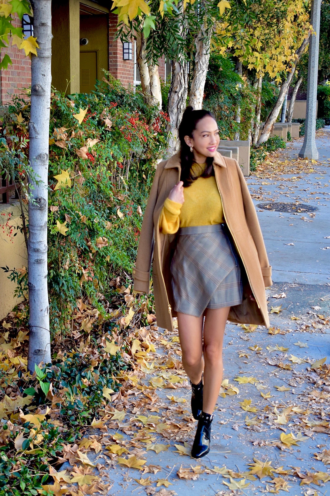 Mustard yellow camel fall outfit Inspo🍁🍂
#fallfashion
#fallstyle


#LTKsalealert #LTKfindsunder100 #LTKfindsunder50