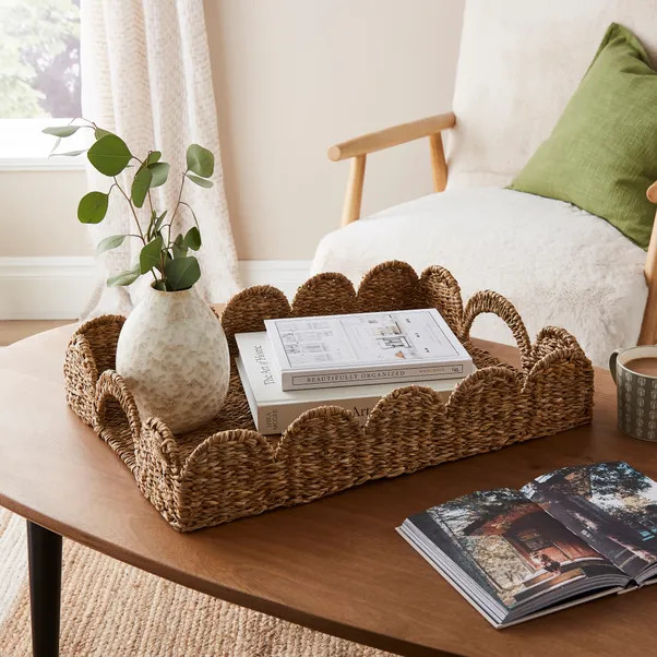 Seagrass Scallop Tray | Dunelm