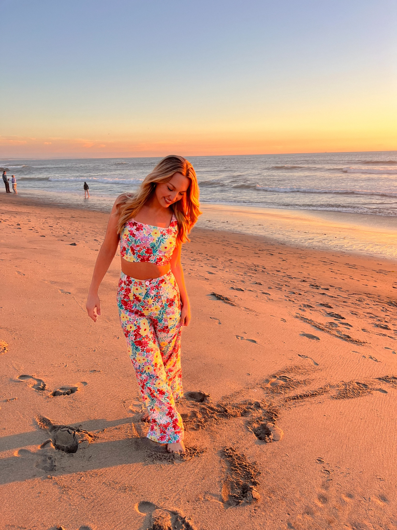 The prettiest floral set 🥹🌸🌼 I seriously can’t wait to wear this on all of my summer trips! Wearing size XS. 💕 

#LTKtravel #LTKSeasonal #LTKstyletip