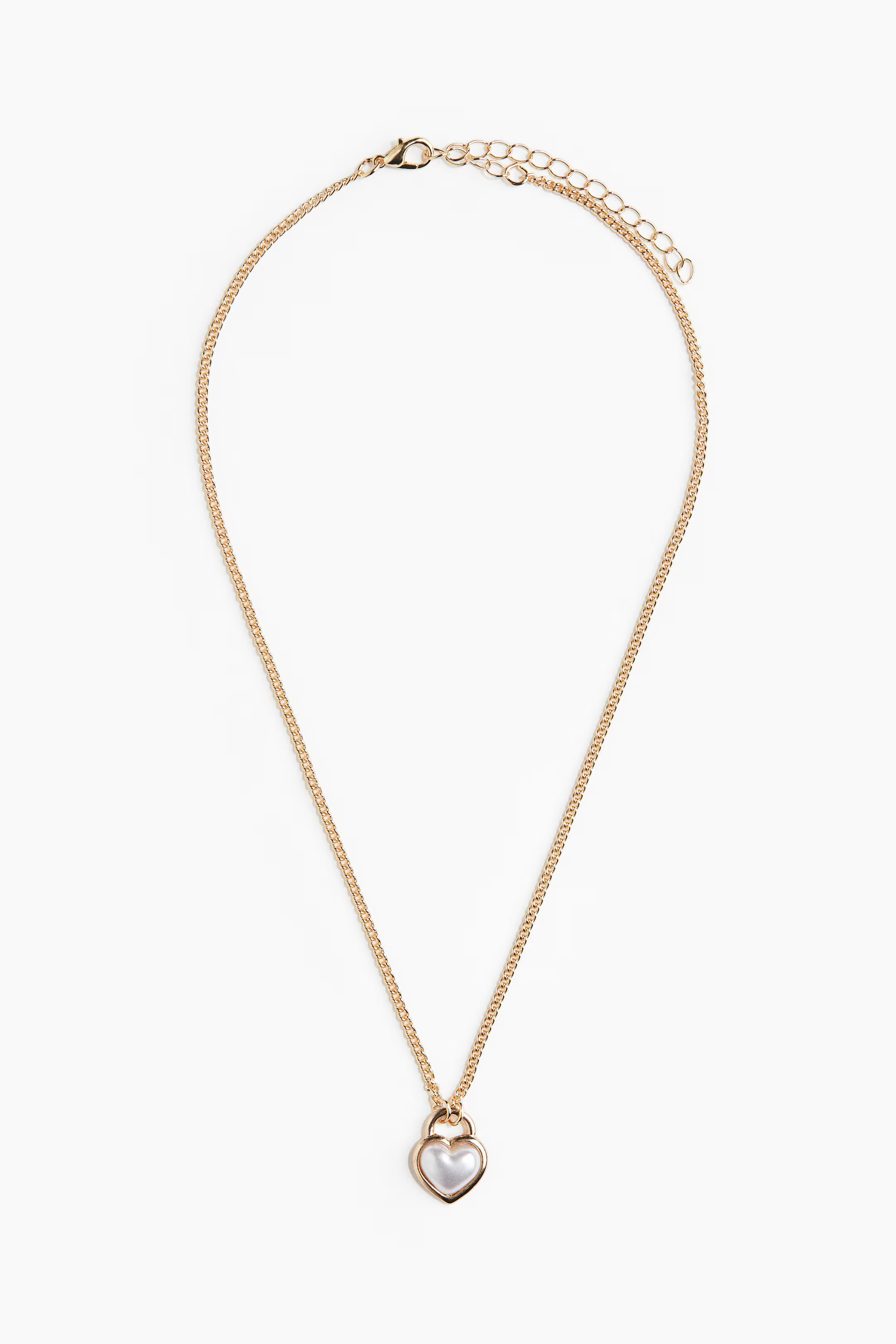 Heart-pendant necklace | H&M (UK, MY, IN, SG, PH, TW, HK)