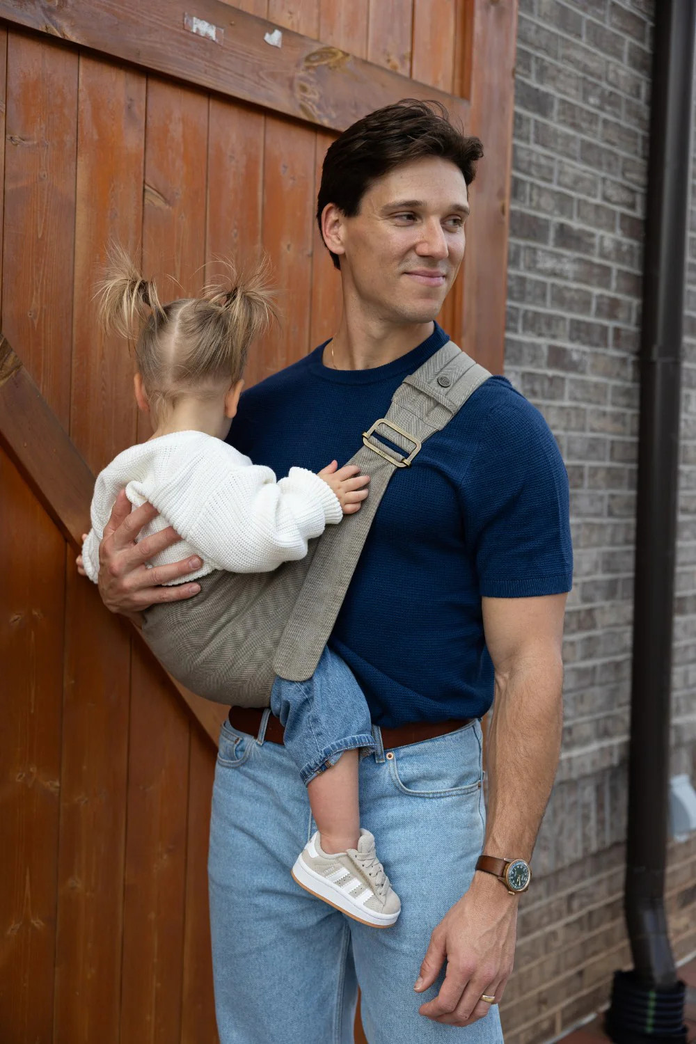 The Monarch Toddler Sling - Charles Herringbone | Mabē