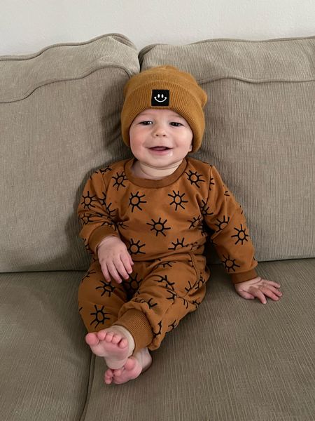 The cutest baby outfit for colder weather 😍 outfit and beanie from Amazon & both are on sale!

#LTKfamily #LTKbaby #LTKsalealert