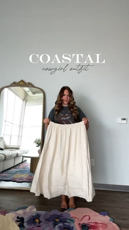 Coastal cowgirl Abercrombie outfit! 
I’m wearing an XL in the top & skirt, and a 10 in the journee collection boots. 