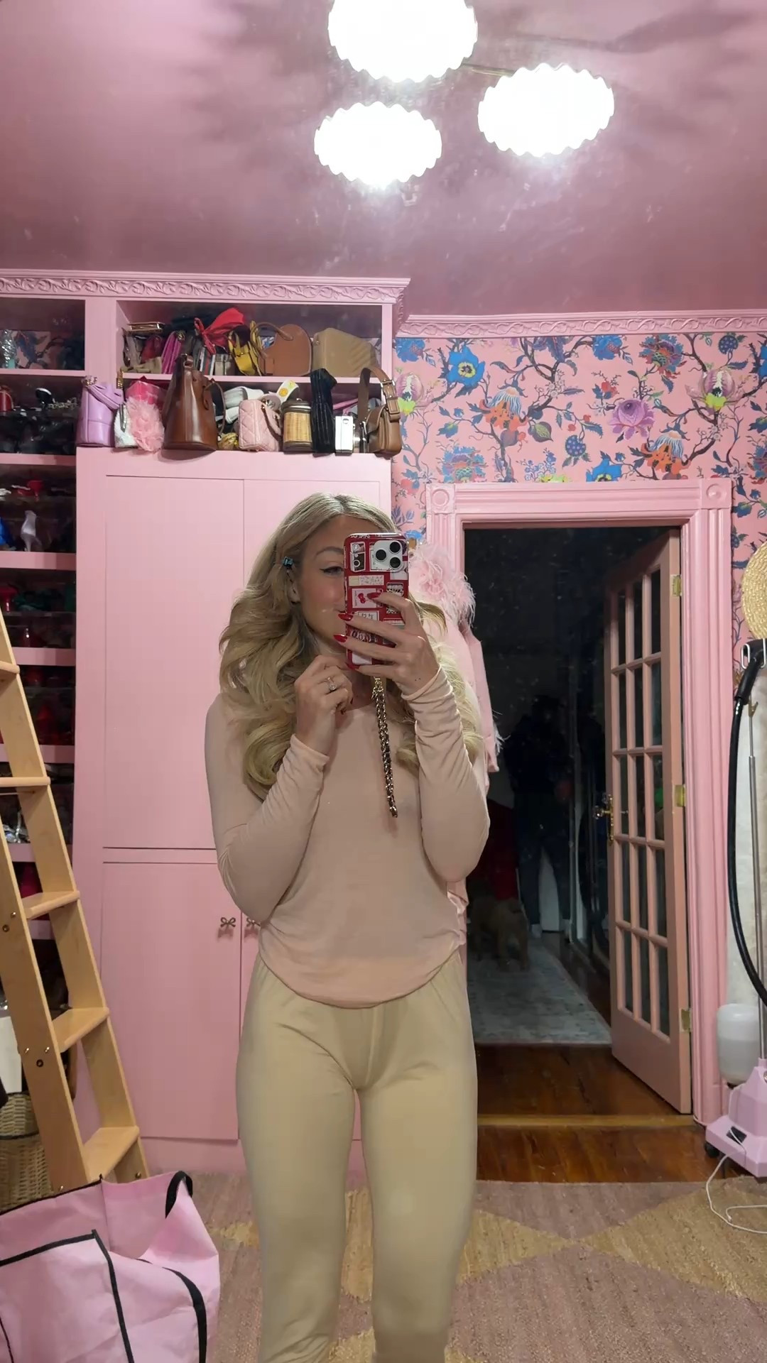 grwm for my bestie’s red hot birthday holiday bash ❤️

#LTKootd #LTKHoliday #LTKgrwm