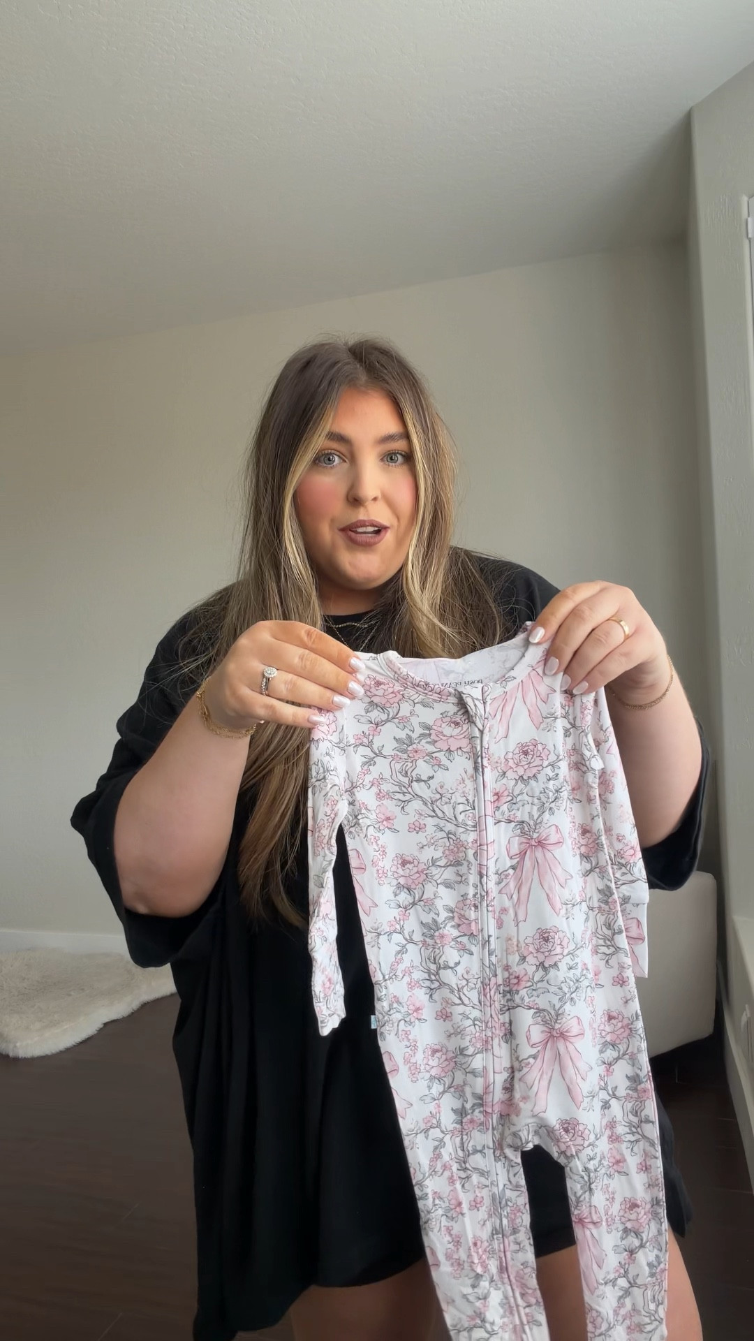 pajama set from posh peanut ☁️🩷

#LTKmomlife #LTKKids #LTKBaby