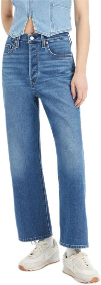 Levi's Women's Premium Ribcage Straight Ankle Jeans | Amazon (US)