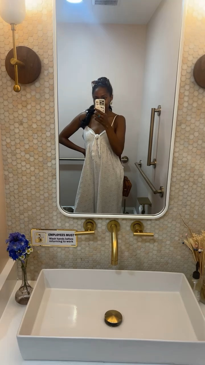 We love a pretty bathroom & a pretty jumpsuit to match 🌸

#LTKfindsunder50 

#LTKSeasonal #LTKVideo