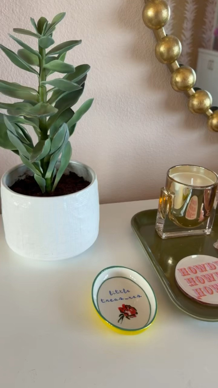Shop our look✨



#interior #design #roomdecor #dormroom

#LTKHome
