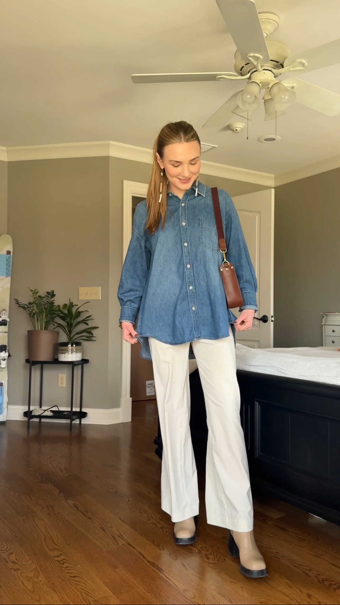 I have been wearing this aritzia denim shirt like CRAZY. perfect transition piece for spring. I’m wearing size M. 🙃

#LTKStyleTip