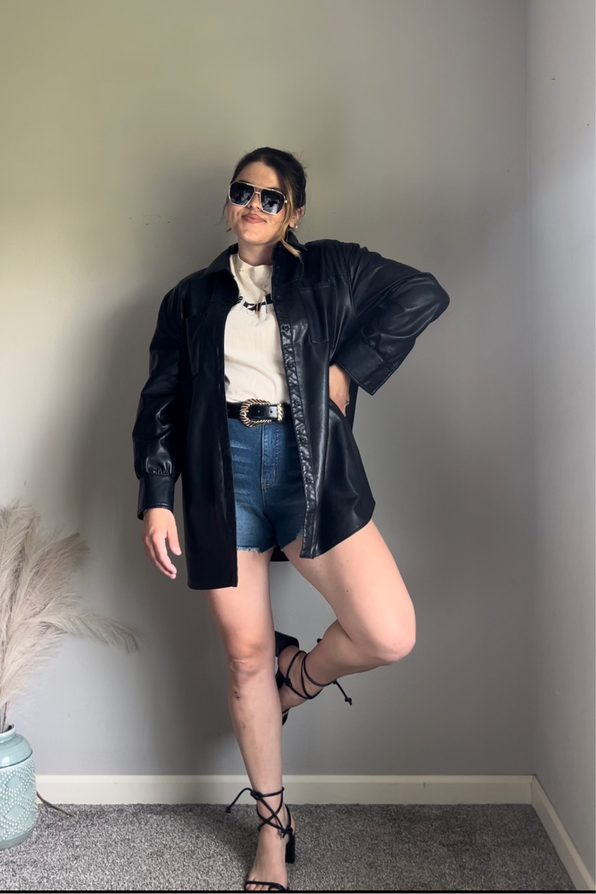 Denim outfit idea 👏🏻🤍 

Denim styling, denim outfit, concert outfit inspo, midsize denim outfit, faux leather top outfit, date night outfit 

#LTKSeasonal #LTKstyletip #LTKfit